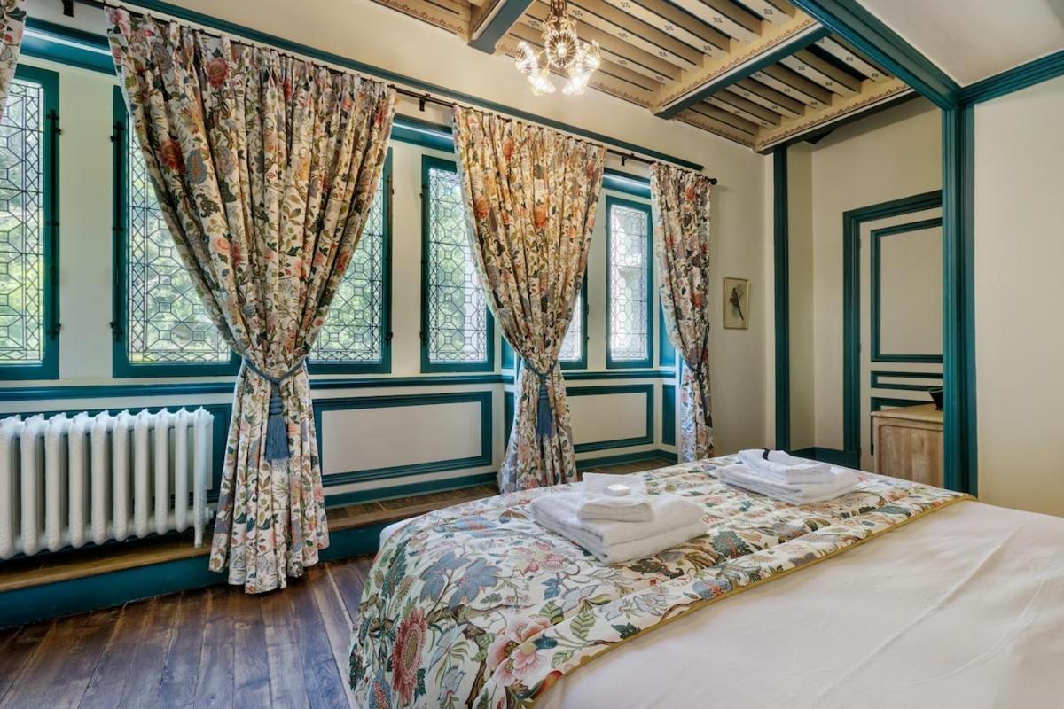 Kasteliades, Chateau De Burnand Экстерьер фото
